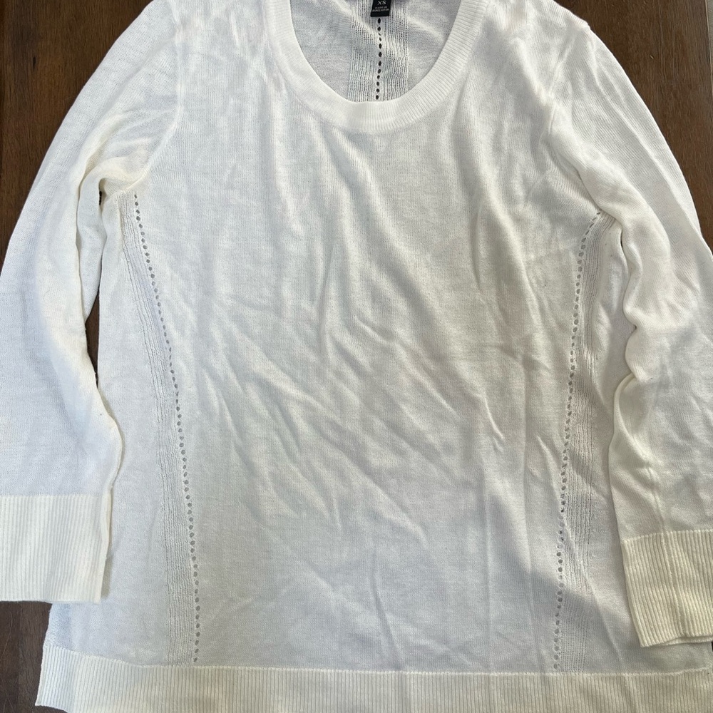 Banana Republic Factory Cream 3/4 Length Sleeve Sweater